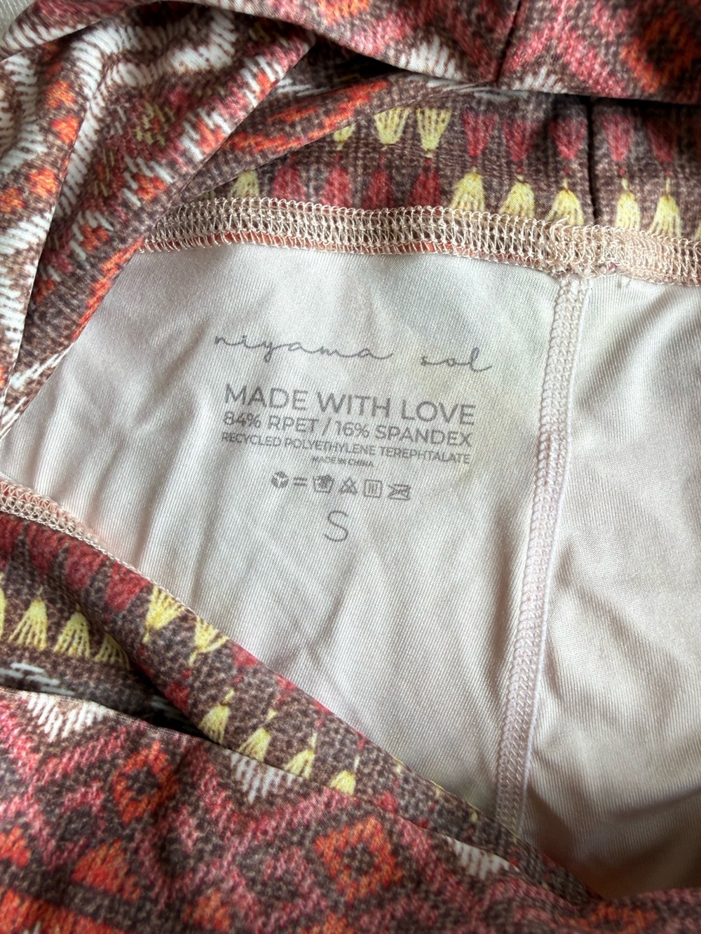 Niyama Sol Pink Orange Patterned Activewear Bottoms - Picture 3 of 4